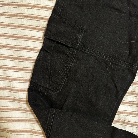 Black Maternity Cargo Jeans - Picture 2 of 3